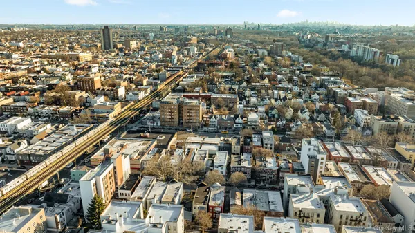 an aerial view of multiple house