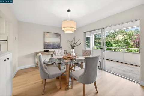 $578,800 | 3410 Tice Creek Drive, Unit 2, Walnut Creek, CA 94595