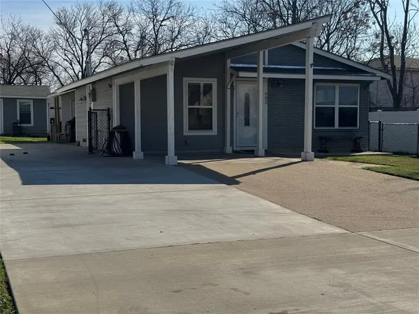 $265,000 | 902 West Avenue D, Midlothian, TX 76065