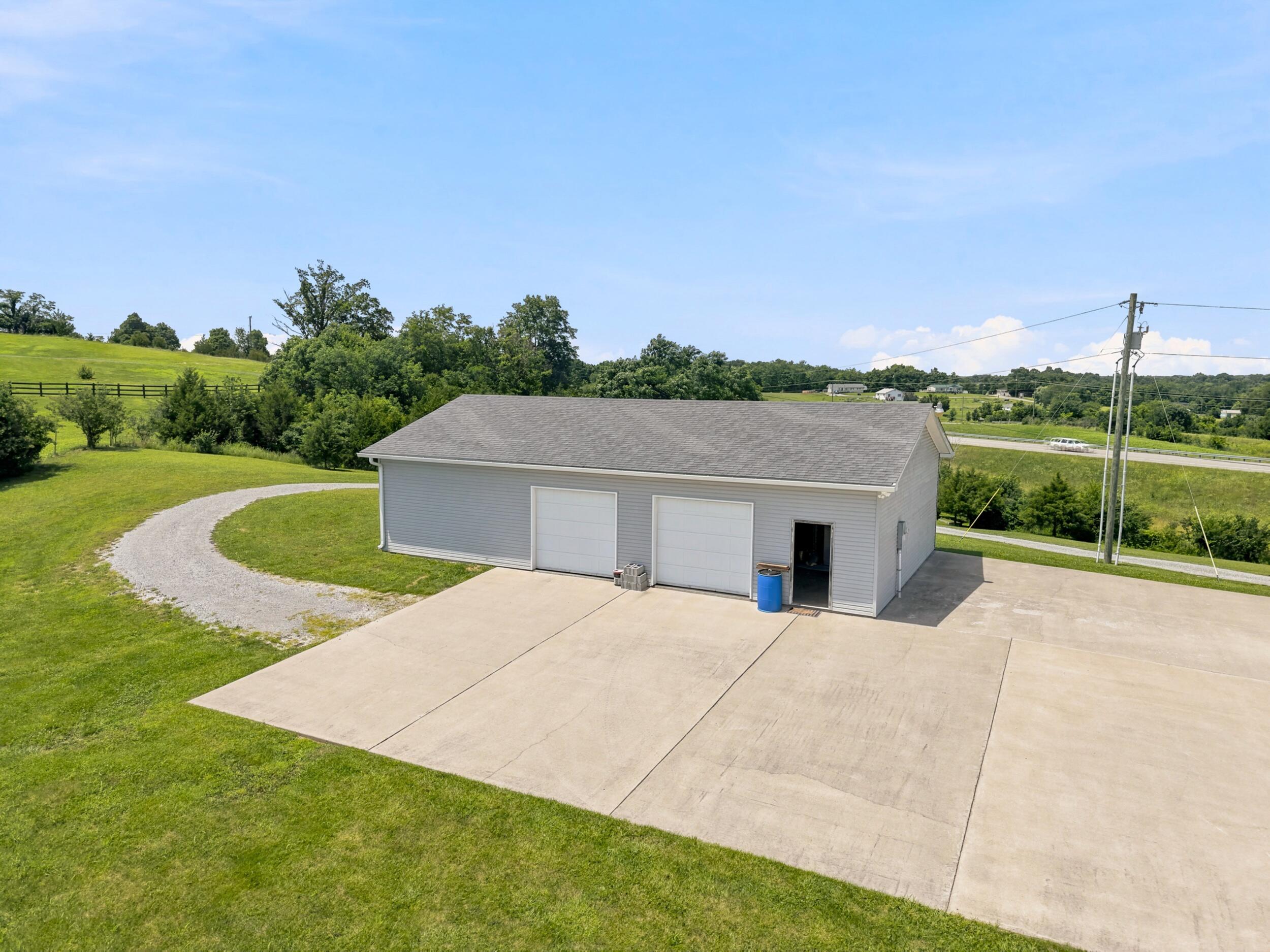 714 Cedar Ridge Road Stanford, KY 40484 - Photo 22 of 63 72_cedar_ridge_007