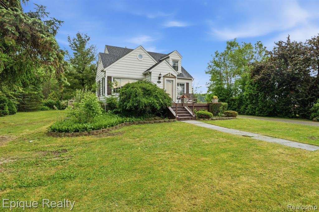 608 South Main Street Capac, MI 48014 - Photo 2 of 25