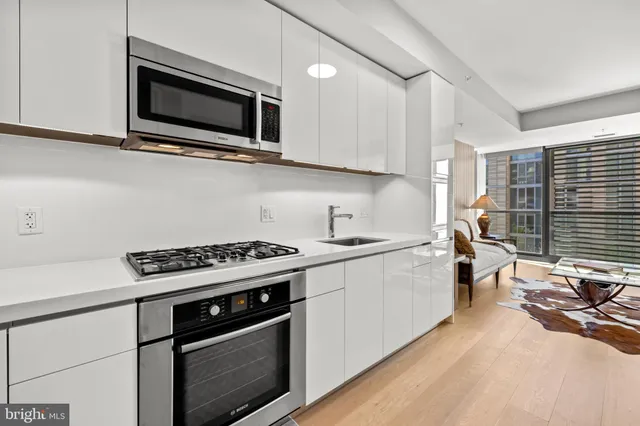$6,750 | 920 I Street Northwest, Unit 504505, Washington, DC 20001