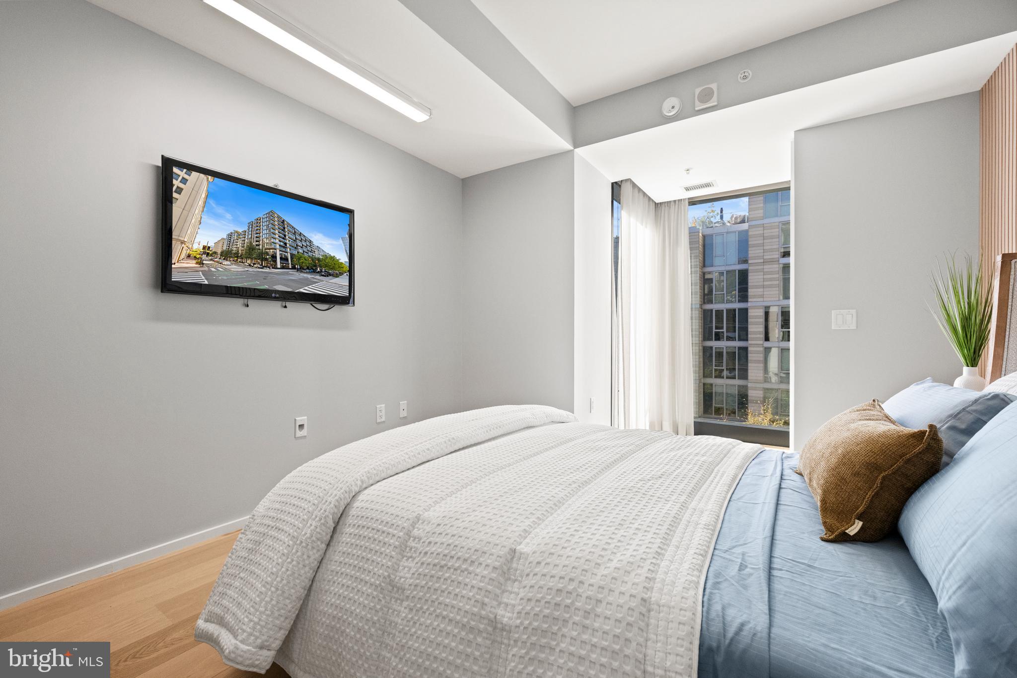 920 I Street Northwest, Unit 504505 Washington, DC 20001 - Photo 38 of 68