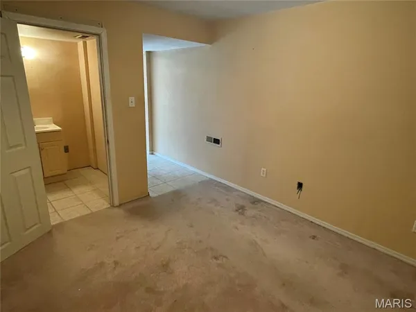 $335,000 | 2038 Peine Forest Drive, Wentzville, MO 63385