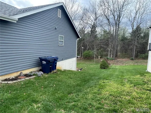 $335,000 | 2038 Peine Forest Drive, Wentzville, MO 63385