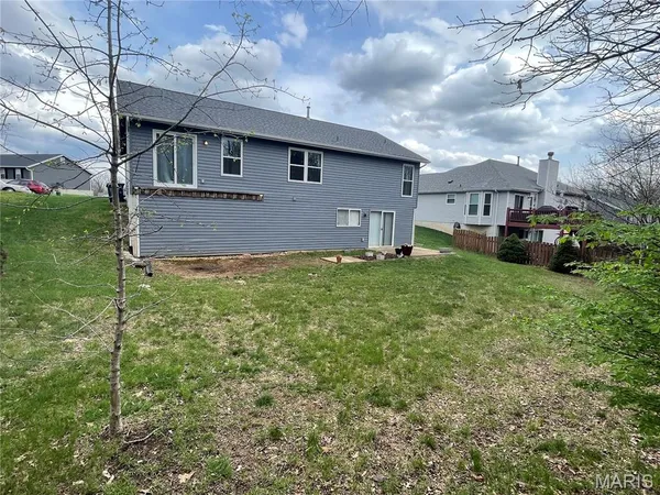 $335,000 | 2038 Peine Forest Drive, Wentzville, MO 63385