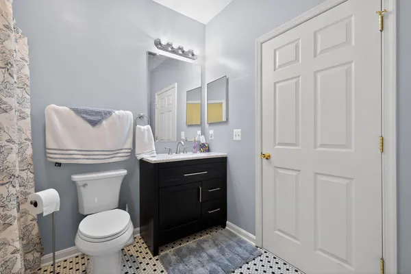 $2,600 | 2605 Chapel Lake Drive, Unit 310, Gambrills, MD 21054