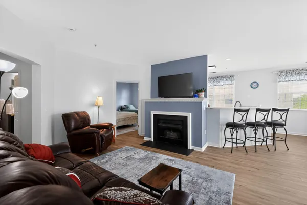 $2,600 | 2605 Chapel Lake Drive, Unit 310, Gambrills, MD 21054