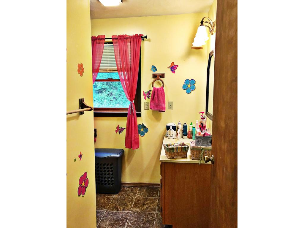 4277 Henrico Road Coeburn, VA 24230 - Photo 12 of 36 Photo 12