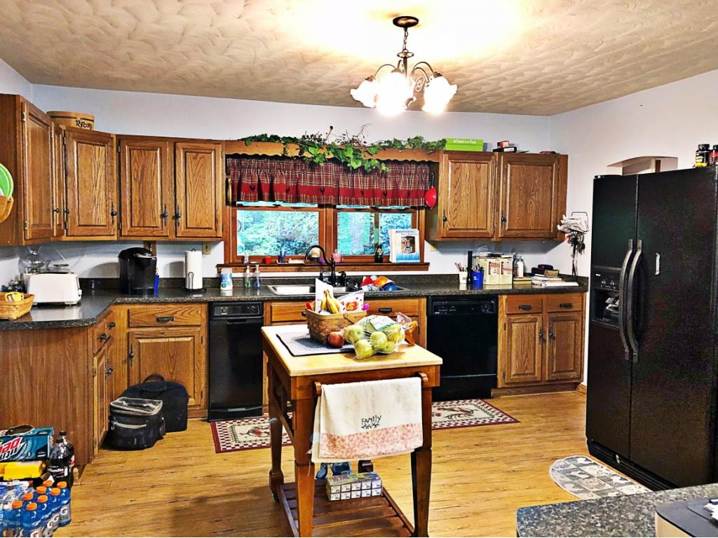 4277 Henrico Road Coeburn, VA 24230 - Photo 4 of 36 Photo 4