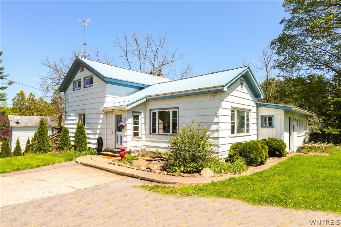 10835 New Oregon Road North Collins, NY 14111 - Photo 1 of 33