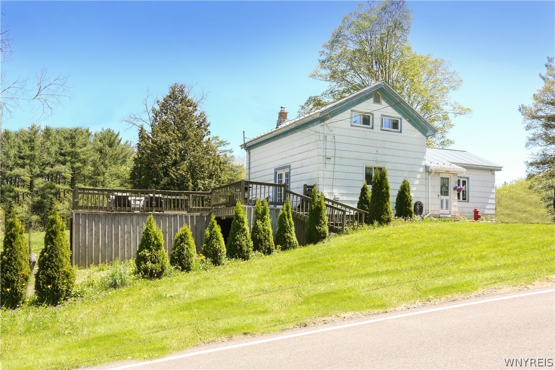 10835 New Oregon Road North Collins, NY 14111 - Photo 2 of 33