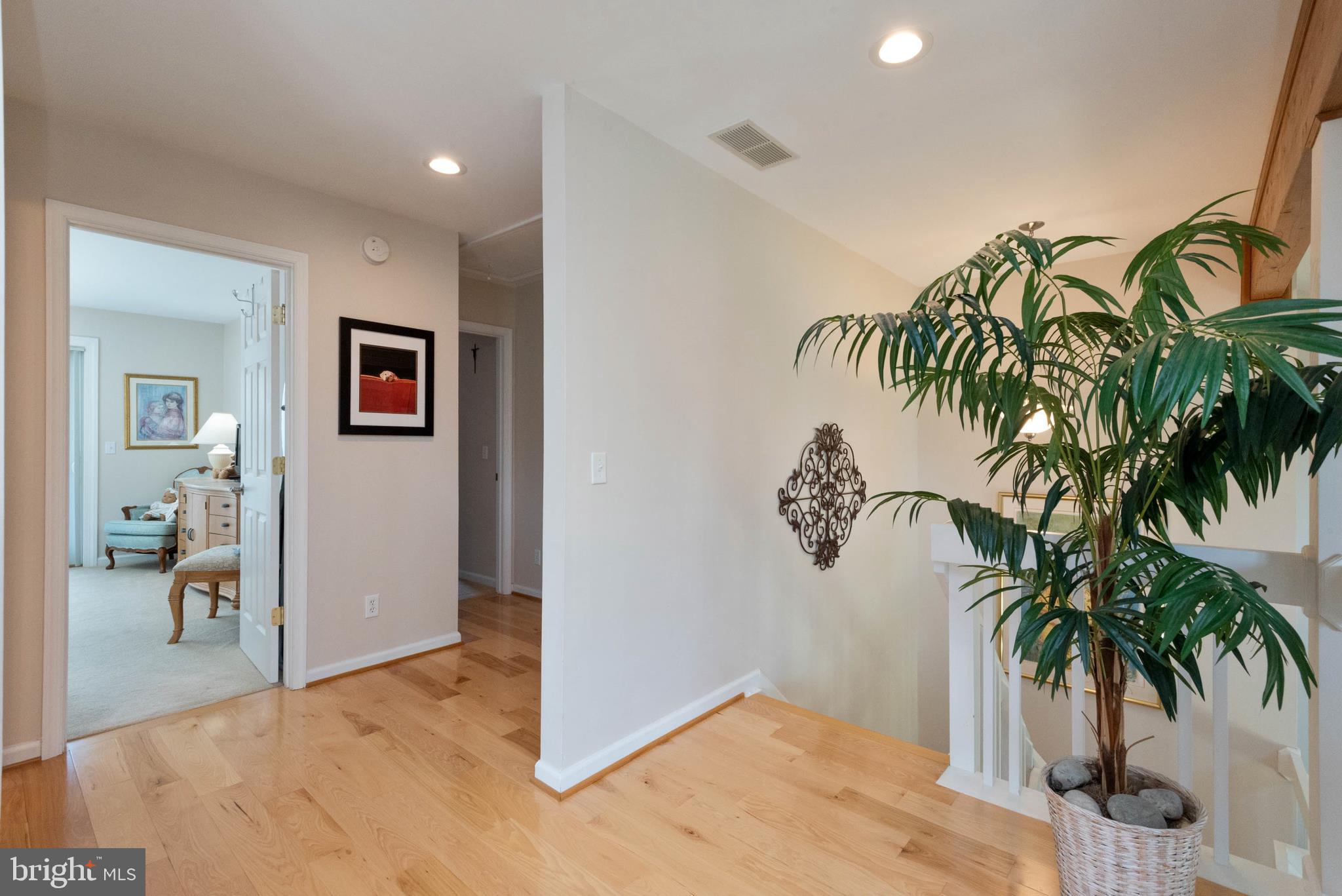 118 Bay View Grasonville, MD 21638 - Photo 24 of 42 Upper Level Landing