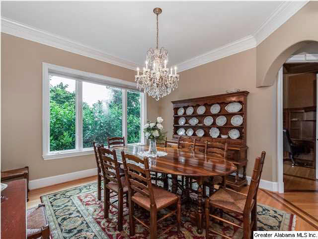 201 Kings Crest Lane Pelham, AL 35124 - Photo 13 of 32
