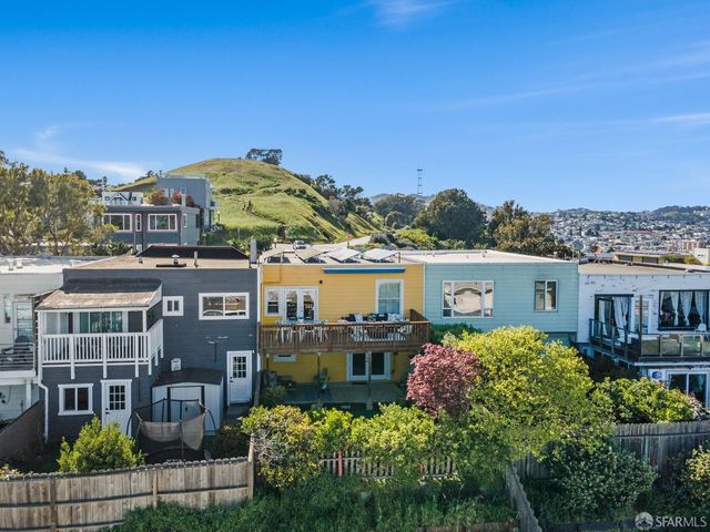 $1,952,410 | 15 Bradford Street, San Francisco, CA 94110
