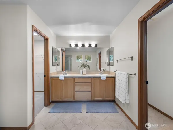 $944,950 | 20307 11th Avenue West, Lynnwood, WA 98036