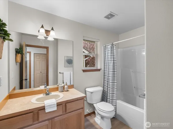 $944,950 | 20307 11th Avenue West, Lynnwood, WA 98036