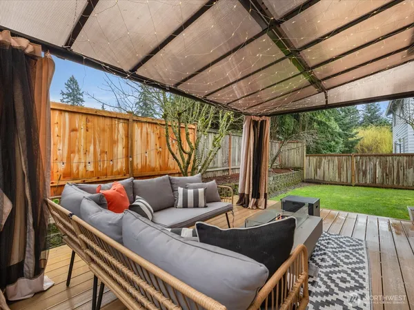 $944,950 | 20307 11th Avenue West, Lynnwood, WA 98036
