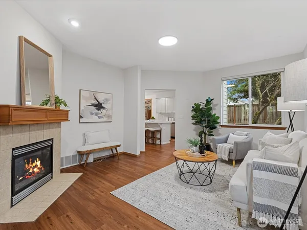 $944,950 | 20307 11th Avenue West, Lynnwood, WA 98036
