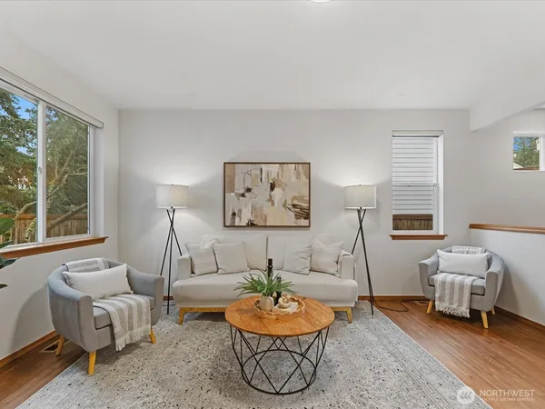 $944,950 | 20307 11th Avenue West, Lynnwood, WA 98036