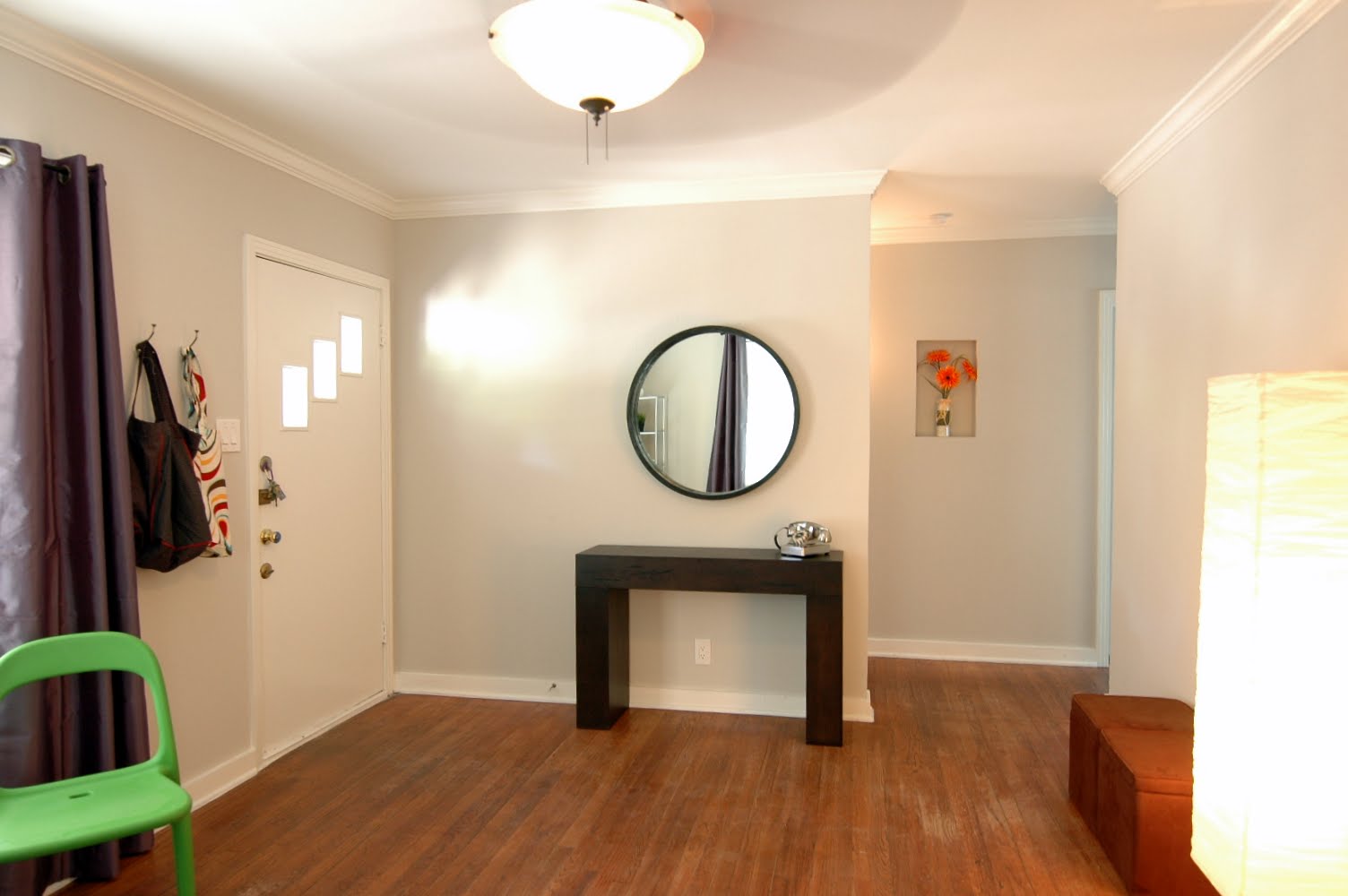 409 West Croslin Street Austin, TX 78752 - Photo 4 of 16 a view of a livingroom with furniture and wooden floor