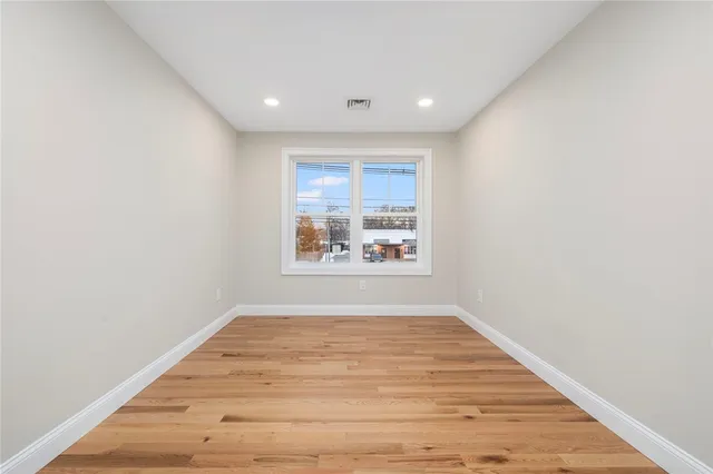 $450,000 | 2907 Post Road, Unit 2, Warwick, RI 02886