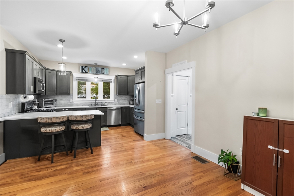 2 O'Reilly Lane Foxboro, MA 02035 - Photo 5 of 39