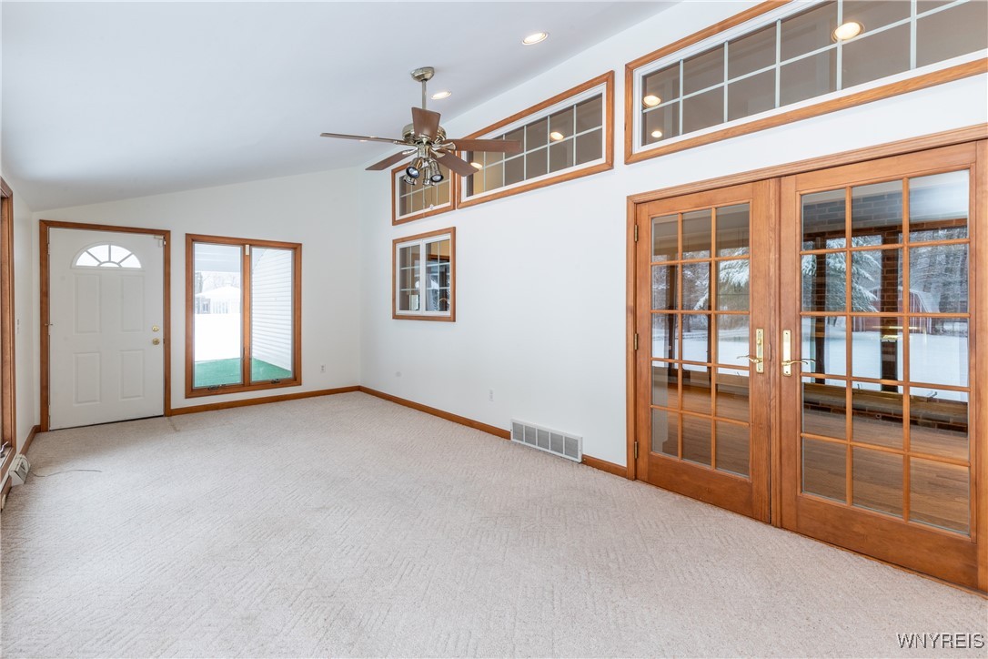 4075 Ransom Road Clarence, NY 14031 - Photo 30 of 50 4 season room