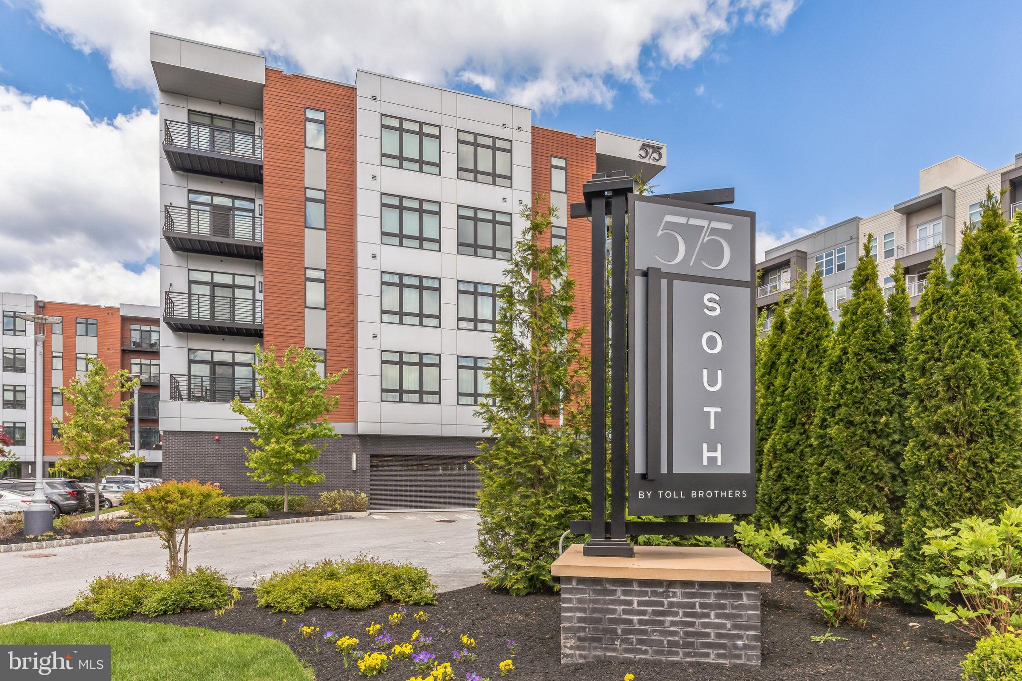 575 South Goddard Blvd Unit 210  