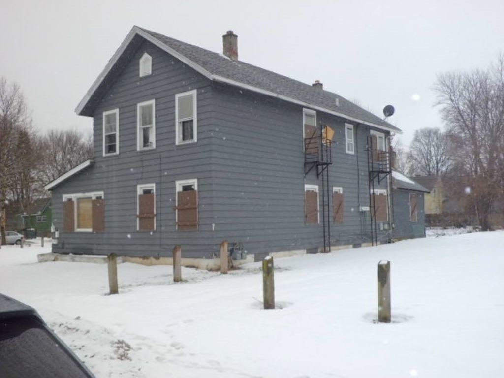 227 Saratoga Avenue Rochester, NY 14608 - Photo 3 of 4