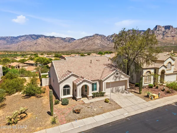 $399,900 | 11872 North Labyrinth Drive, Tucson, AZ 85737