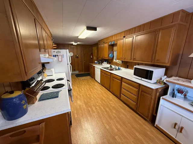 $475,000 | 4203 14th Avenue Northwest, Hackensack, MN 56452