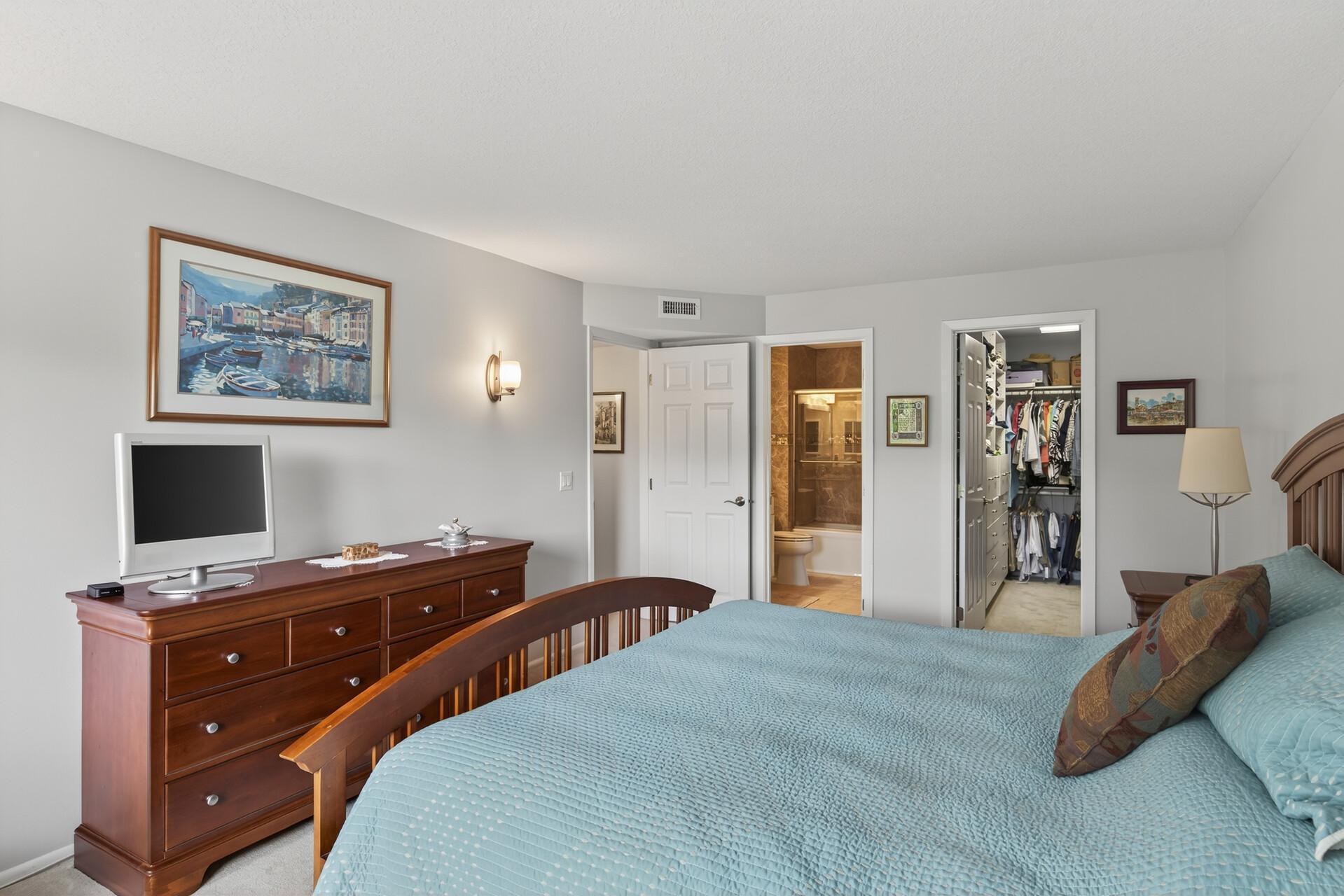 3020 St Albans Mill Road, Unit 303 Minnetonka, MN 55305 - Photo 16 of 43 Gallery Image 16