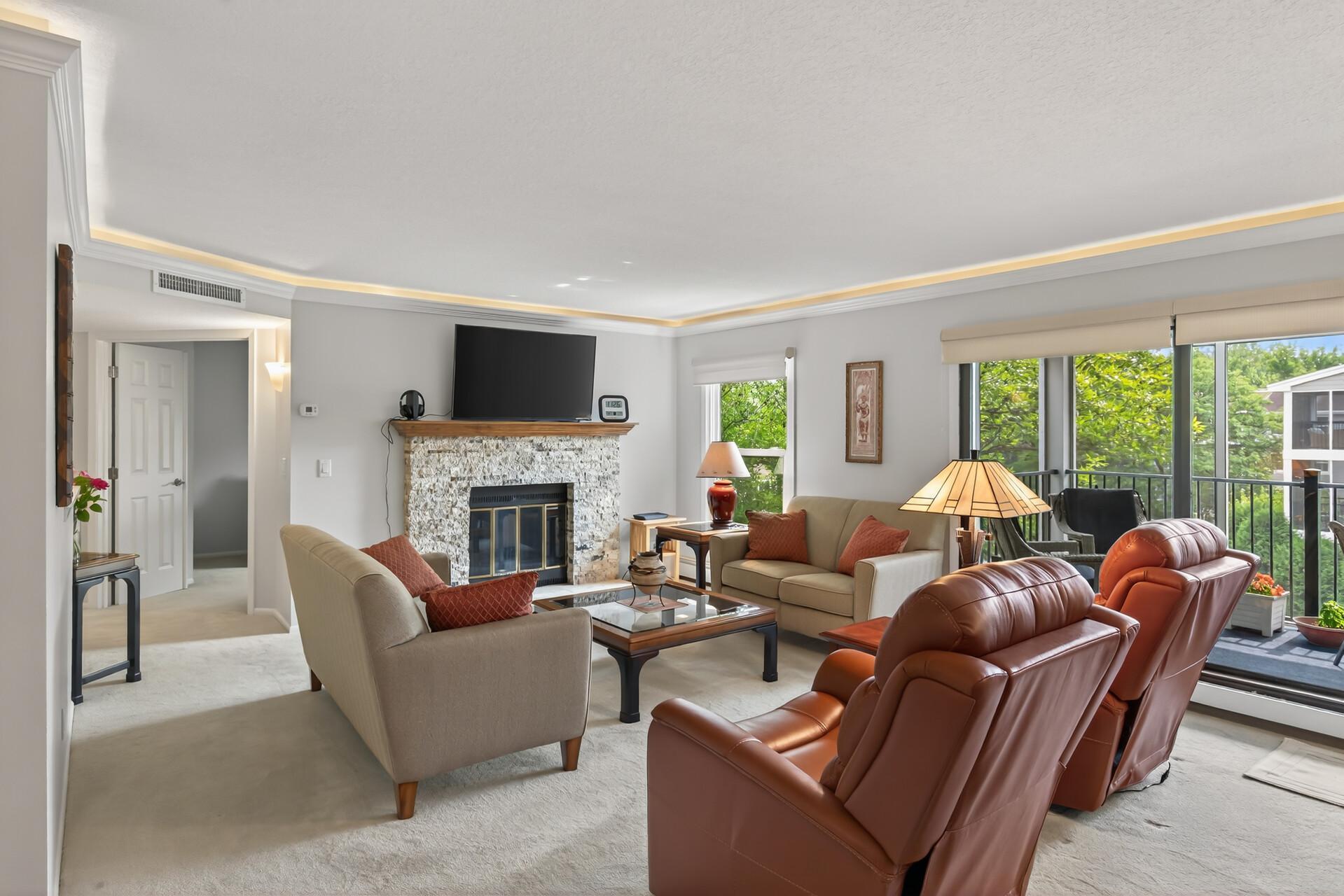 3020 St Albans Mill Road, Unit 303 Minnetonka, MN 55305 - Photo 6 of 43 Gallery Image 6