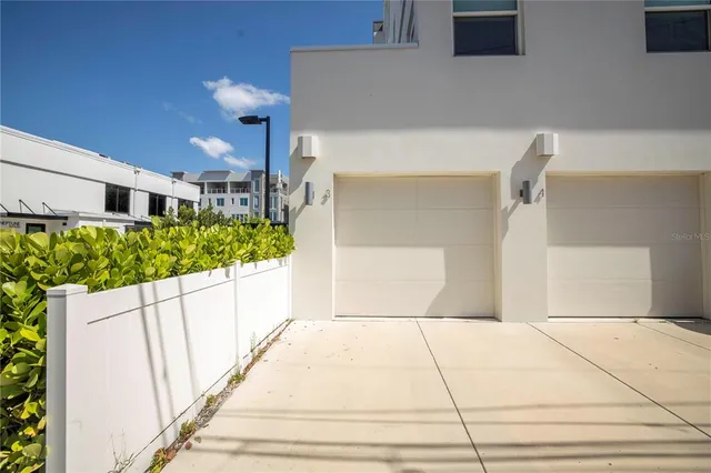 $5,250 | 536 4th Avenue South, Unit 3, St. Petersburg, FL 33701