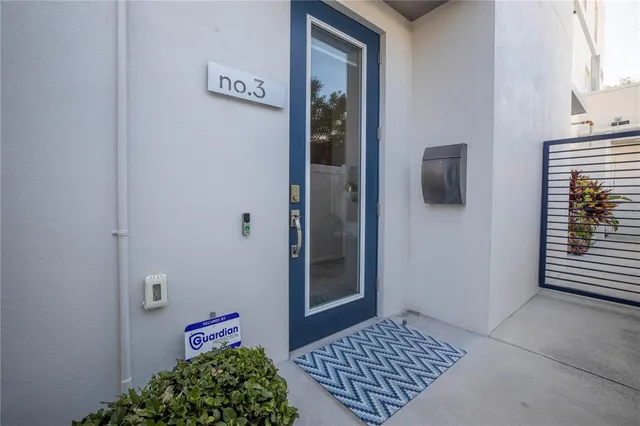 $5,250 | 536 4th Avenue South, Unit 3, St. Petersburg, FL 33701