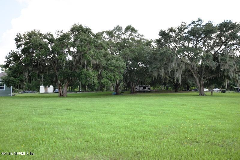110 Jones Road Crescent City, FL 32112 - Photo 3 of 55 a view of a trees in a park