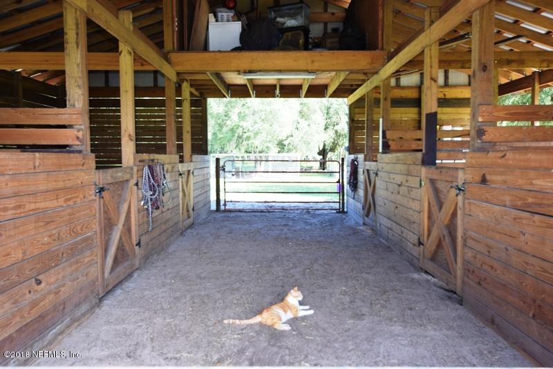 110 Jones Road Crescent City, FL 32112 - Photo 38 of 55 barn