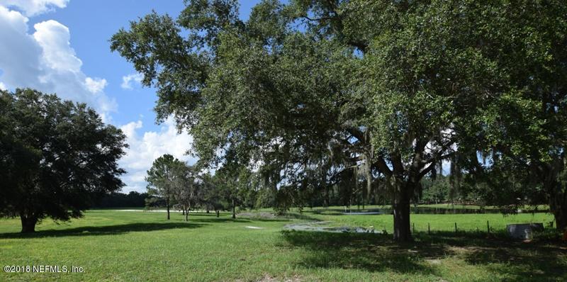 110 Jones Road Crescent City, FL 32112 - Photo 48 of 55 a view of a park with trees in the background