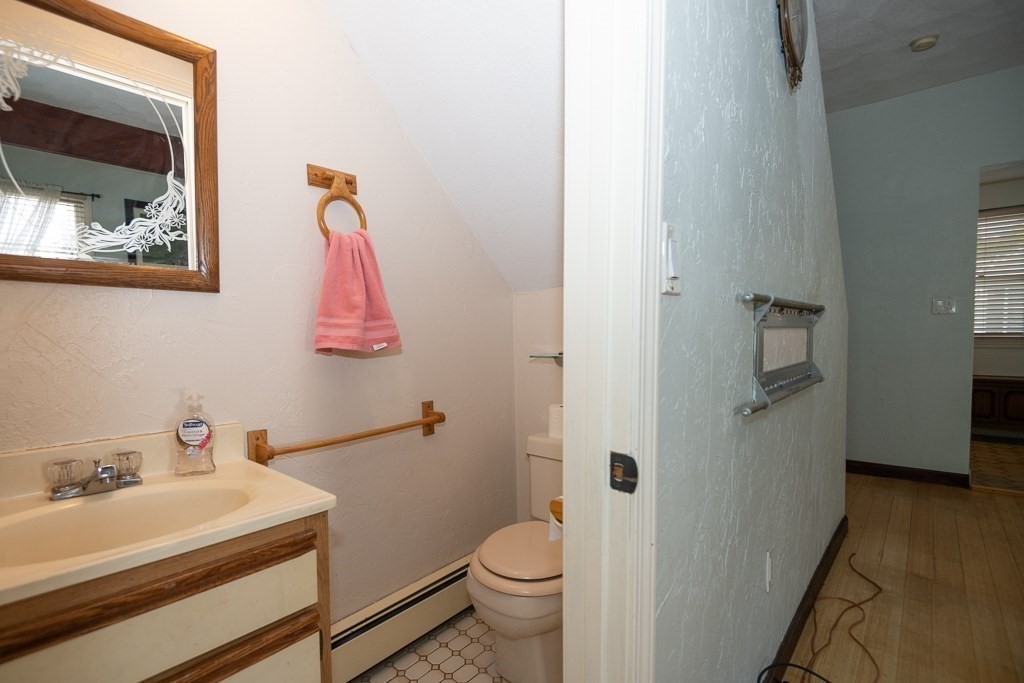 6 Charlotte Road, Unit A Saugus, MA 01906 - Photo 9 of 21 Gallery Image 9