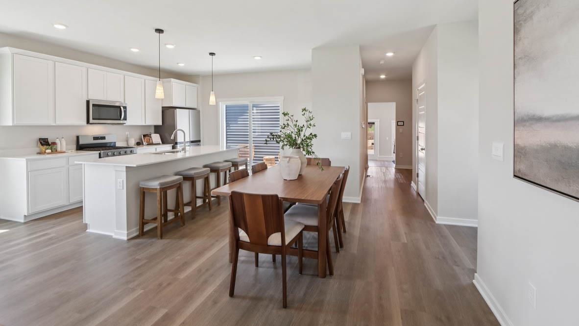 557 Trysil Alley North Stoughton, WI 53589 - Photo 7 of 39
