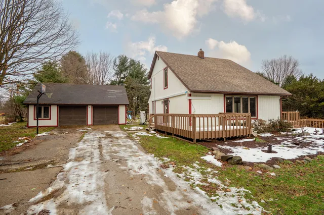 $350,000 | 4995 Highway 12, Buchanan, MI 49107