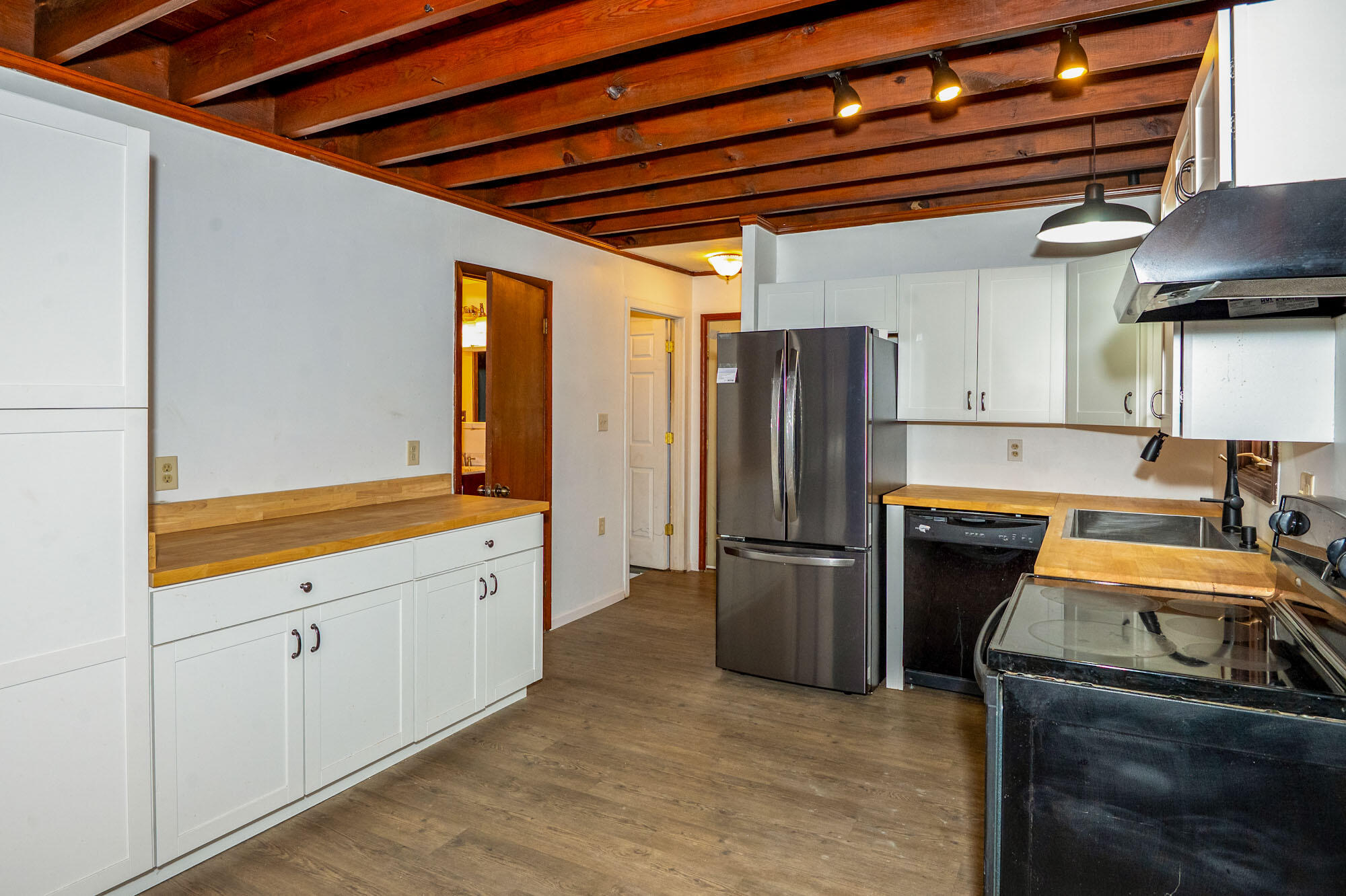 4995 Highway 12 Buchanan, MI 49107 - Photo 12 of 43 KITCHEN 2