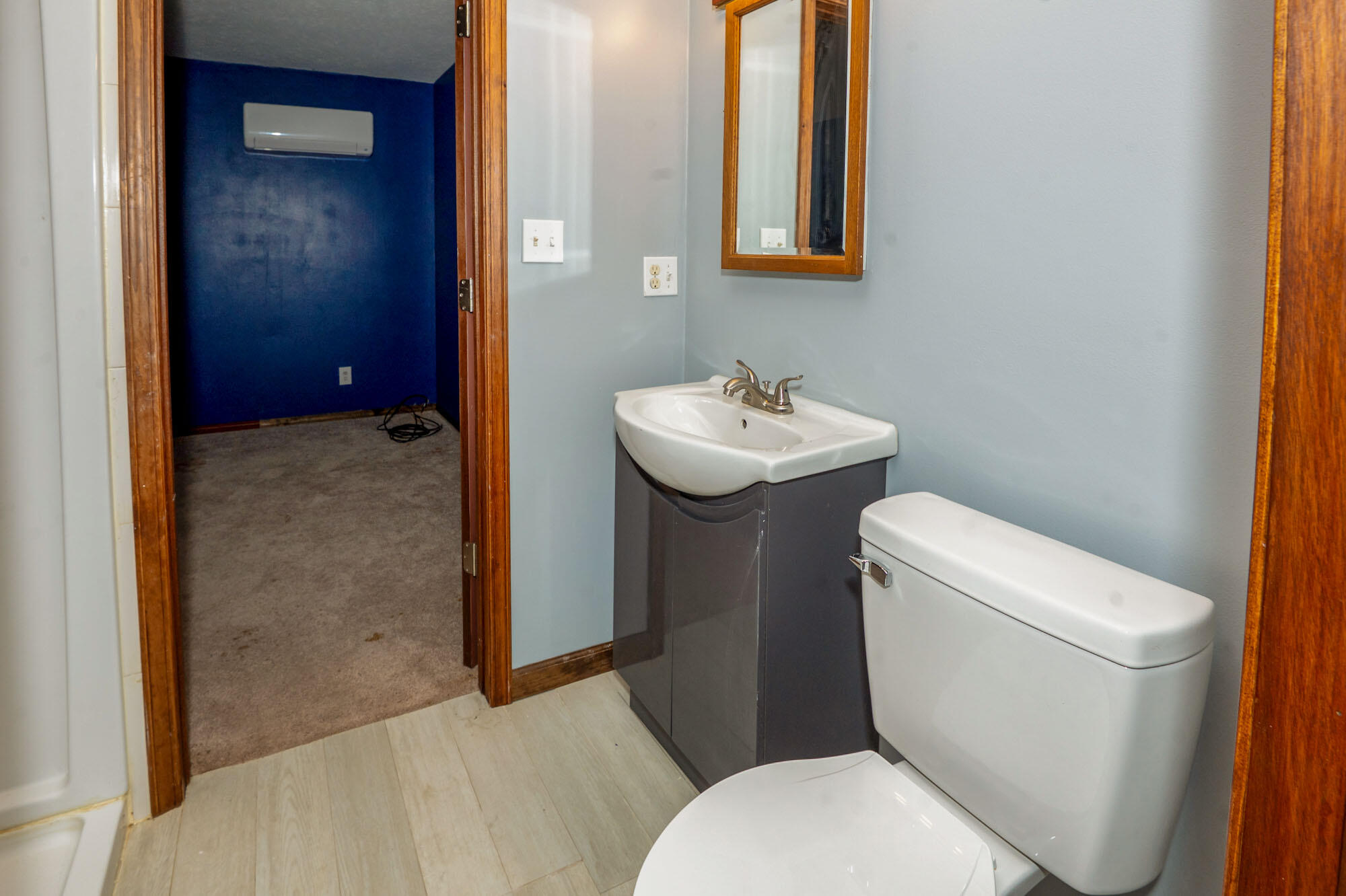 4995 Highway 12 Buchanan, MI 49107 - Photo 24 of 43 UL BATH & BR 2