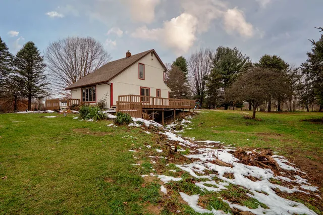 $350,000 | 4995 Highway 12, Buchanan, MI 49107