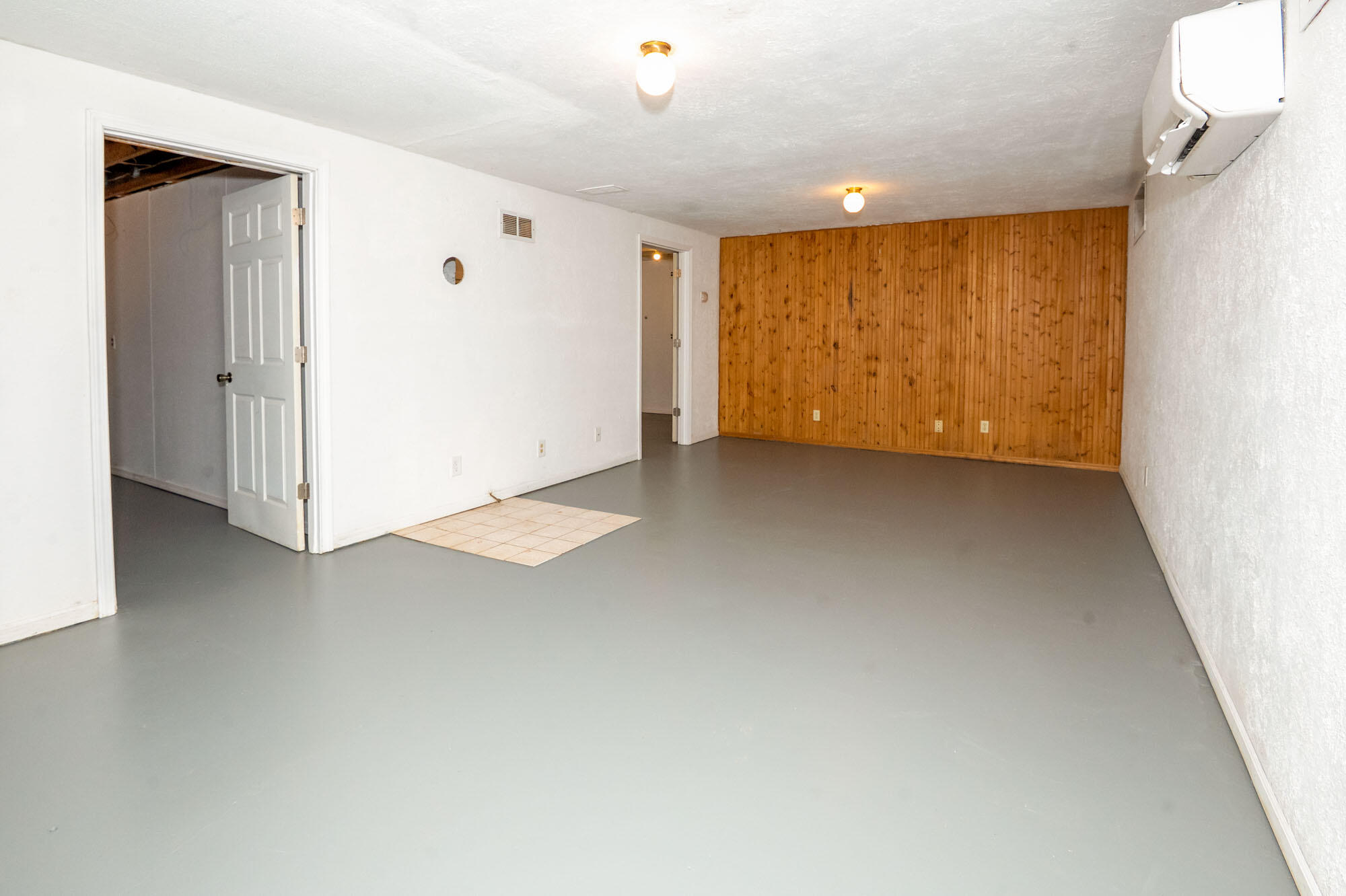 4995 Highway 12 Buchanan, MI 49107 - Photo 32 of 43 REC ROOM