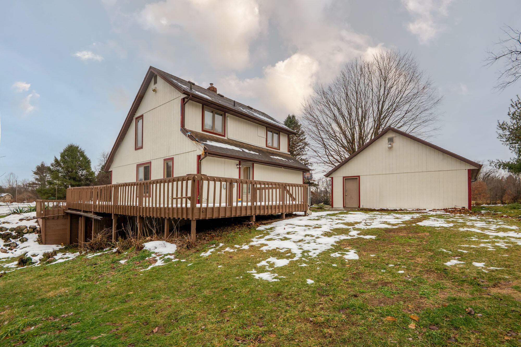 4995 Highway 12 Buchanan, MI 49107 - Photo 38 of 43 REAR EXT EAST