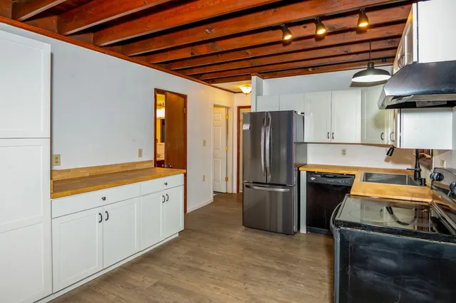 $350,000 | 4995 Highway 12, Buchanan, MI 49107