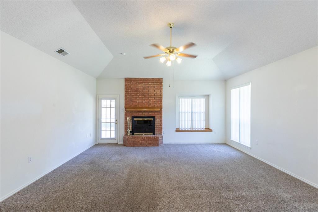 1026 Reeves Street Abilene, TX 79602 - Photo 6 of 38