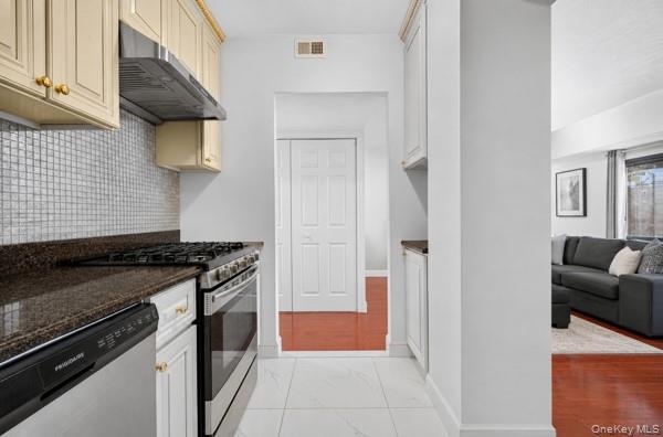 5-38 115th Street, Unit 538F Queens, NY 11356 - Photo 6 of 20